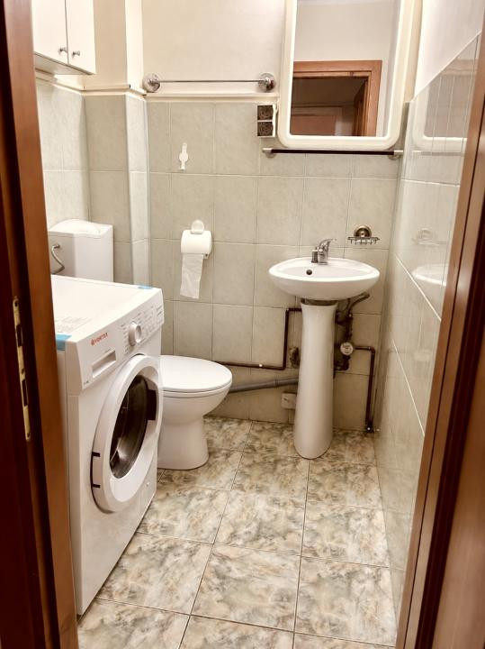 Apartament 3 camere, 64 mp utili, etaj 4 - Zona Complexului