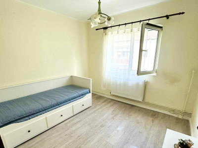 Apartament elegant 3 camere, 64 mp utili, etaj 4 - Zona Complexului