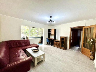 Apartament 3 camere, 64 mp utili, etaj 4 - Zona Complexului