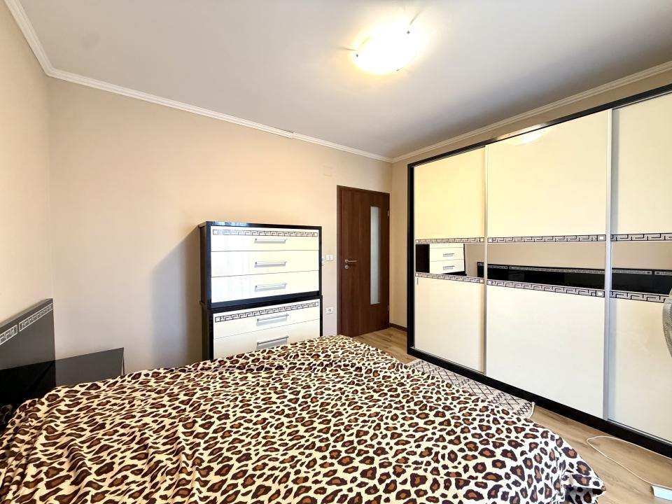 DE INCHIRIAT - Apartament 2 camera, etaj 1 - zona centrala Dumbravita 