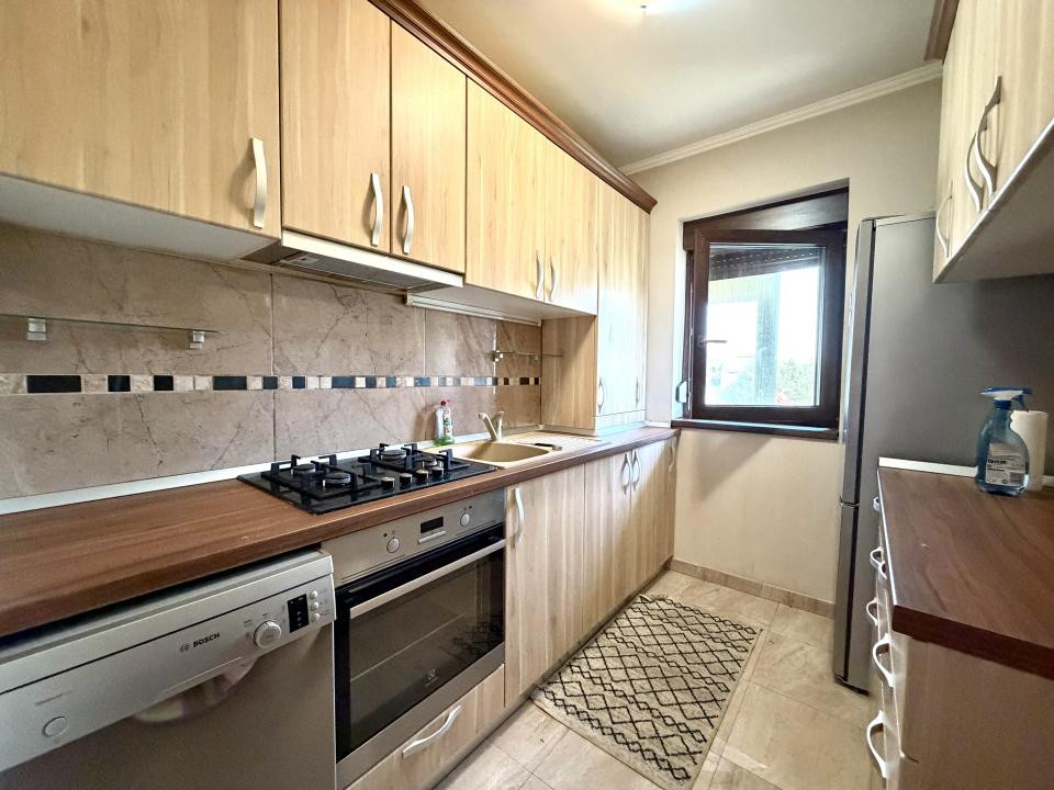 DE INCHIRIAT - Apartament 2 camera, etaj 1 - zona centrala Dumbravita 