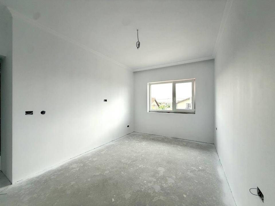 Duplex despartit prin garaj, 4 camere, 108 mp utili - Dumbravita