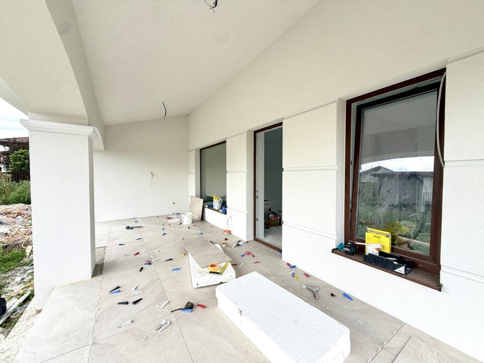 Duplex despartit prin garaj, 4 camere, 108 mp utili - Dumbravita