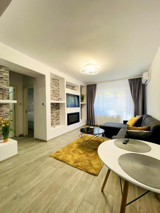 Apartament de lux, 2 camere, etajul 1 - Zona Gheorghe Lazar 