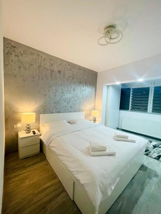 Apartament de lux, 2 camere, etajul 1 - Zona Gheorghe Lazar 