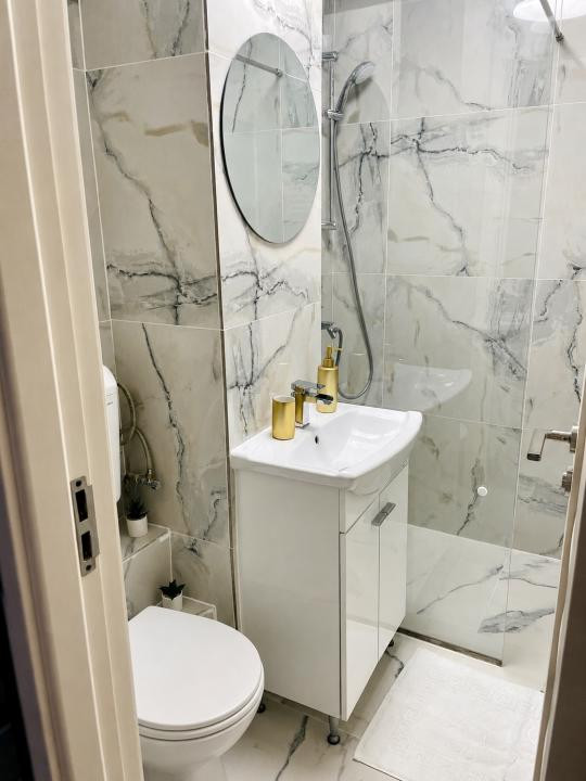 Apartament de lux, 2 camere, etajul 1 - Zona Gheorghe Lazar 