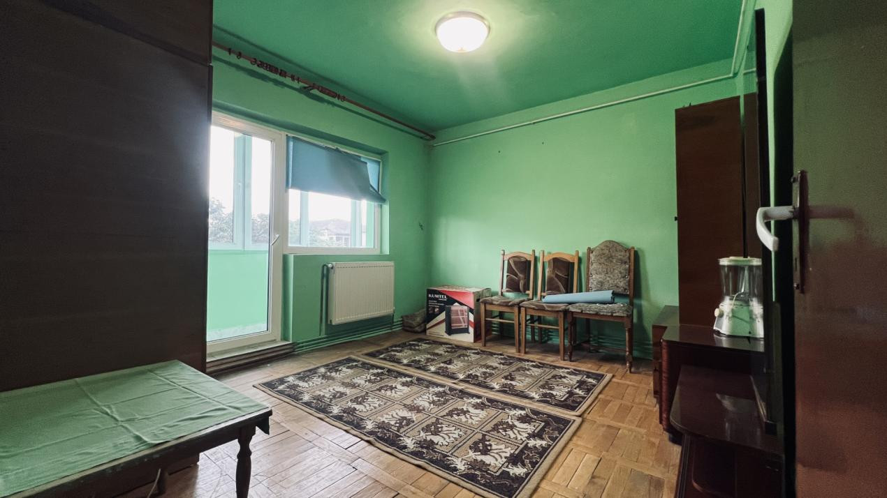Apartament 3 camere, 60 mp utili, etaj 4, zona Aradului 