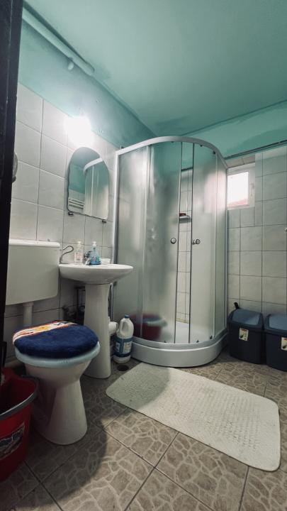 Apartament 3 camere, 60 mp utili, etaj 4, zona Aradului 