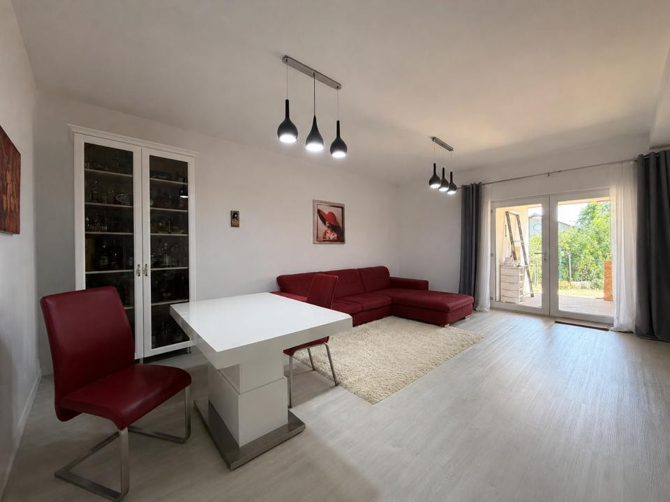 Duplex 4 camere, utili 131 mp utili, 16 mp terasa, 335 mp teren - Sag 