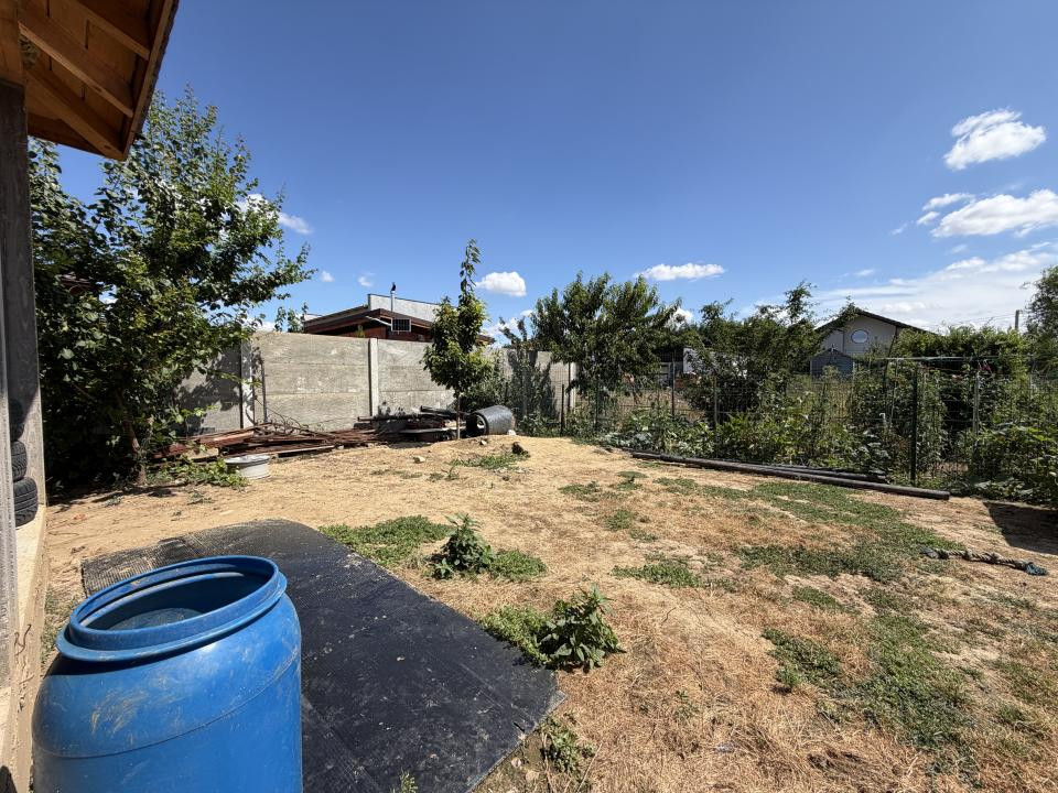Duplex 4 camere, utili 131 mp utili, 16 mp terasa, 335 mp teren - Sag 
