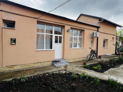 Casa complet renovata, 4 camere- zona Lunei, Timisoara