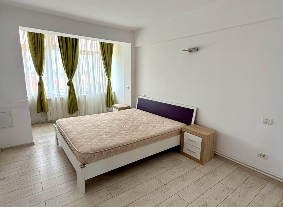 Apartament 3 camere, 60 mp utili, mobilat - central 