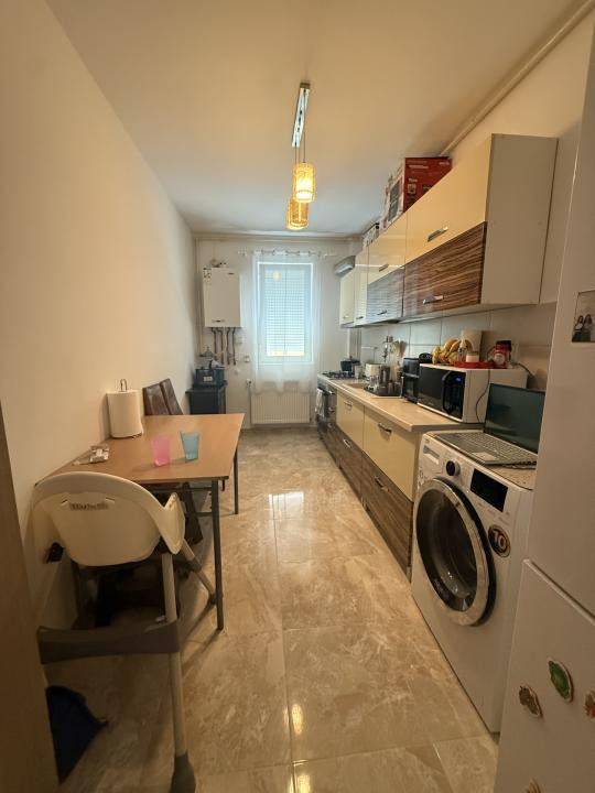 Apartament cu 2 camere, decomandat, 55 mp utili, parter - Giroc, Zone 2