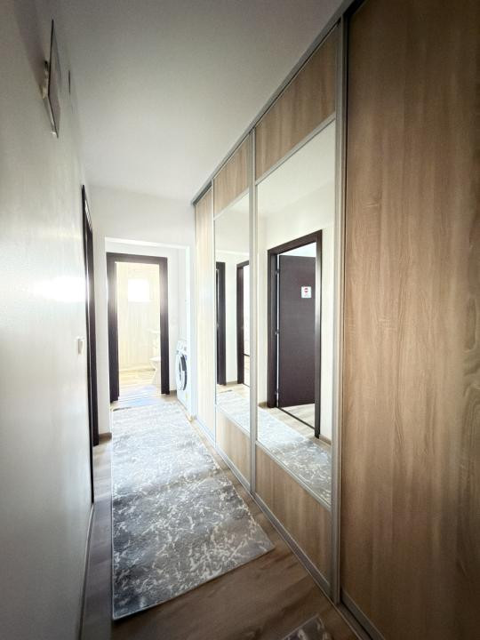 Apartament 3 camere, 2 bai, decomandat, 65 mp utili - Calea Girocului