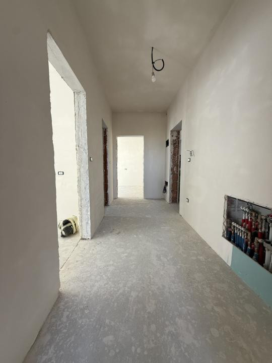 Apartament cu 2 camere, decomandat, 55 mp utili + balcon - Giroc