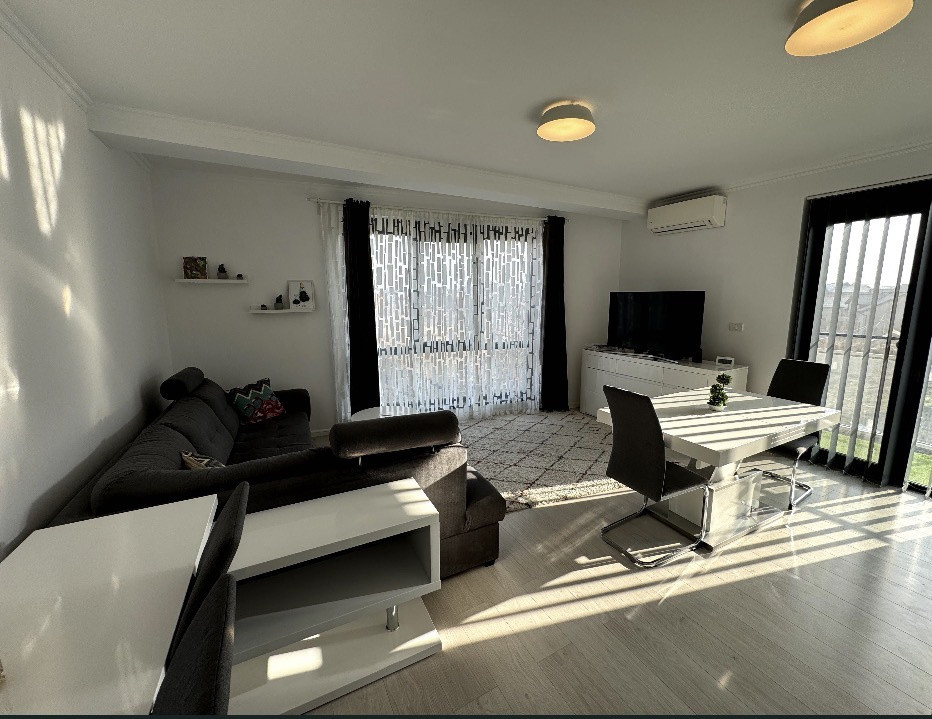 Apartament cu 3 camere, decomandat, 68 mp utili, etaj 2, loc de parcare - Giroc 