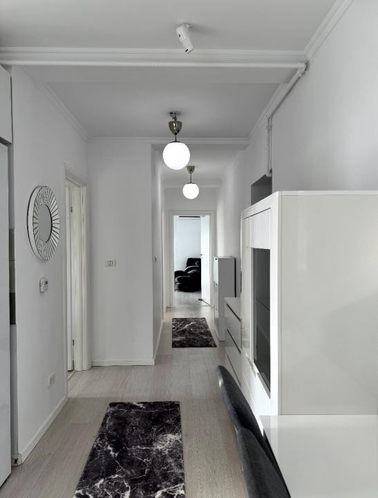 Apartament cu 3 camere, decomandat, 68 mp utili, etaj 2, loc de parcare - Giroc 