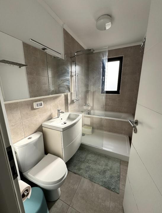 Apartament cu 3 camere, decomandat, 68 mp utili, etaj 2, loc de parcare - Giroc 