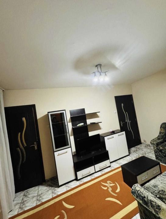 Apartament cu 2 camere, 35 mp utili, parter, zona Piata Doina 