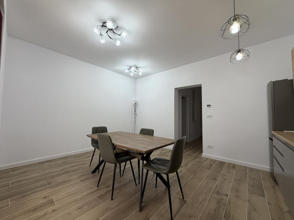 Apartament 2 camere, 104mp utili, etaj 2, parcare - Centru Timisoafa 