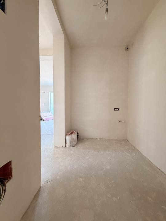 Apartament cu 2 camere, decomandat, 53 mp utili + balcon-Giroc