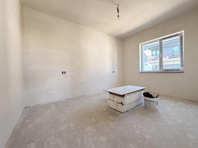 Apartament cu 2 camere, decomandat, 53 mp utili + balcon-Giroc