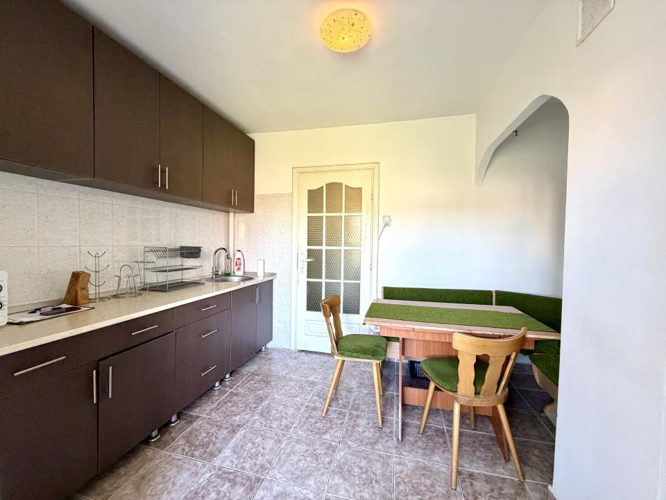 Apartament 2 camere, 50 mp utili, etaj 4 - Zona Lipovei 
