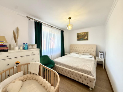 Triplex modern, 3 camere, 77 mp utili, mobilat/utilat - Sanandrei
