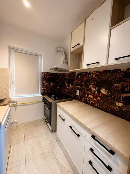 Apartament cu 2 camere, 42mp utili, etaj 9/10, mobilat - Gheorghe Lazăr
