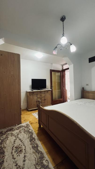 Apartament 3 camere, la casa, 70 mp utili, intrare separata , etaj 1 - Chisoda 