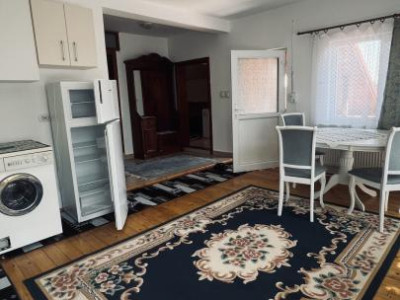 Apartament 3 camere, la casa, 70 mp utili, intrare separata , etaj 1 - Chisoda 