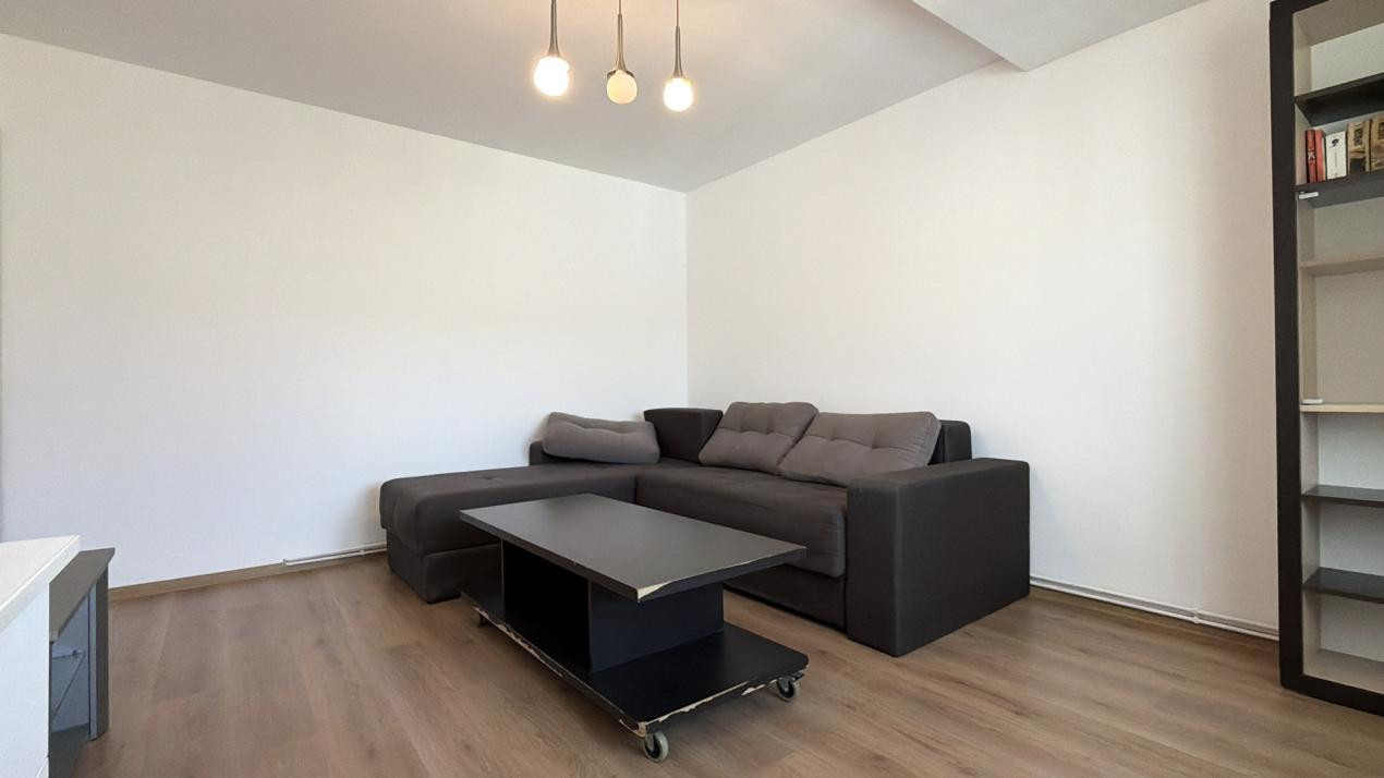 Apartment cu 2 camere, 70mp utili, etaj 5, mobilat - Girocului