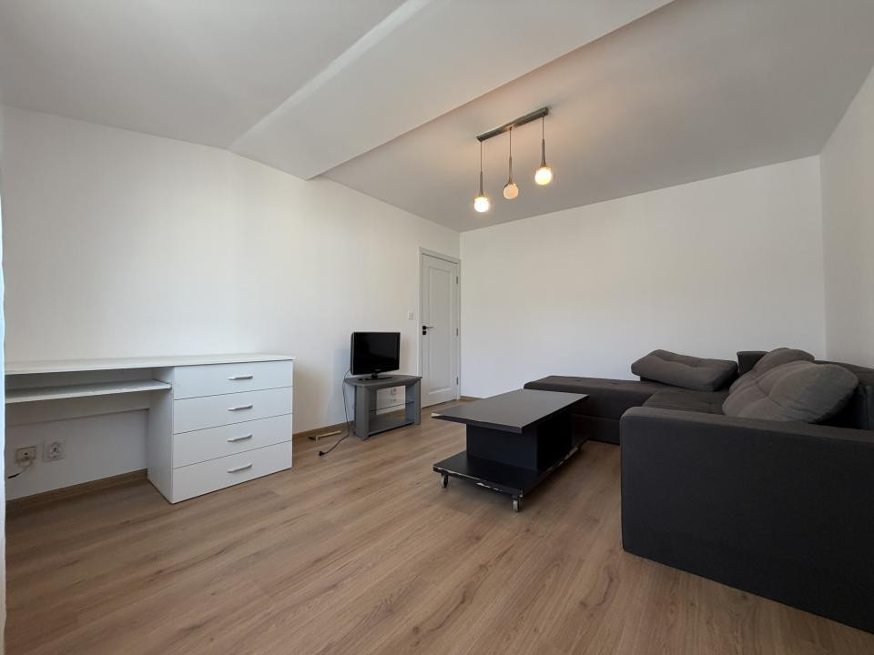 Apartment cu 2 camere, 70mp utili, etaj 5, mobilat - Girocului