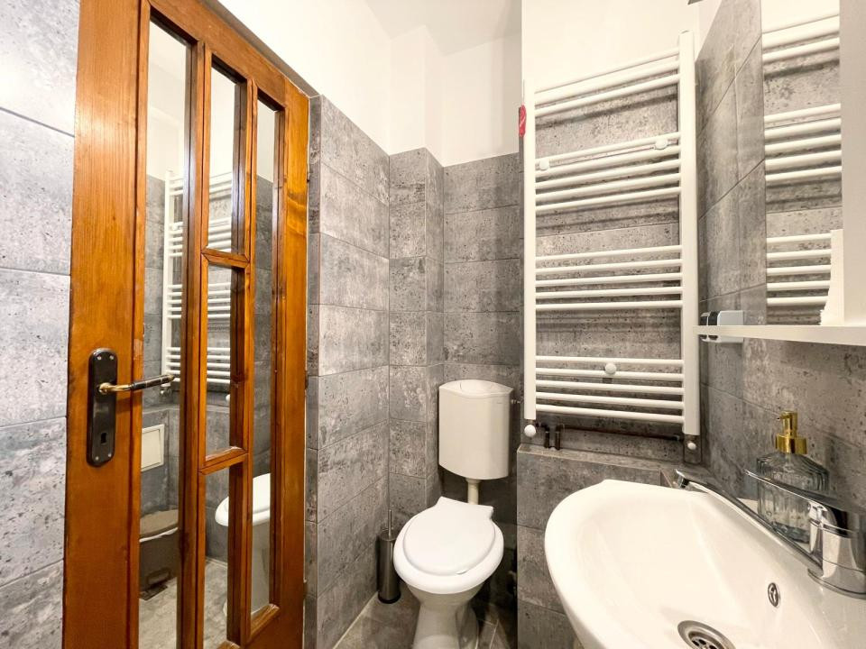 Apartament 4 camere, 2 balcoane, boxa - sens Marasti