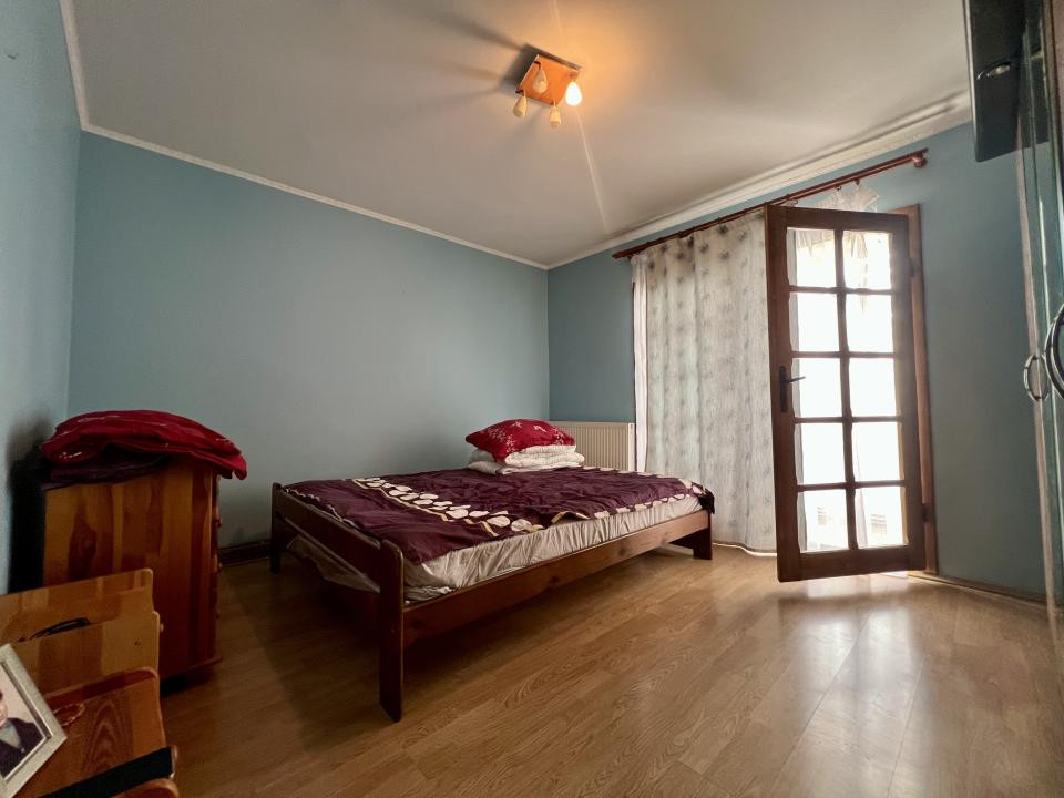  Apartment cu 3 camere, 73 mp utili, decomandat - zona Bucovina