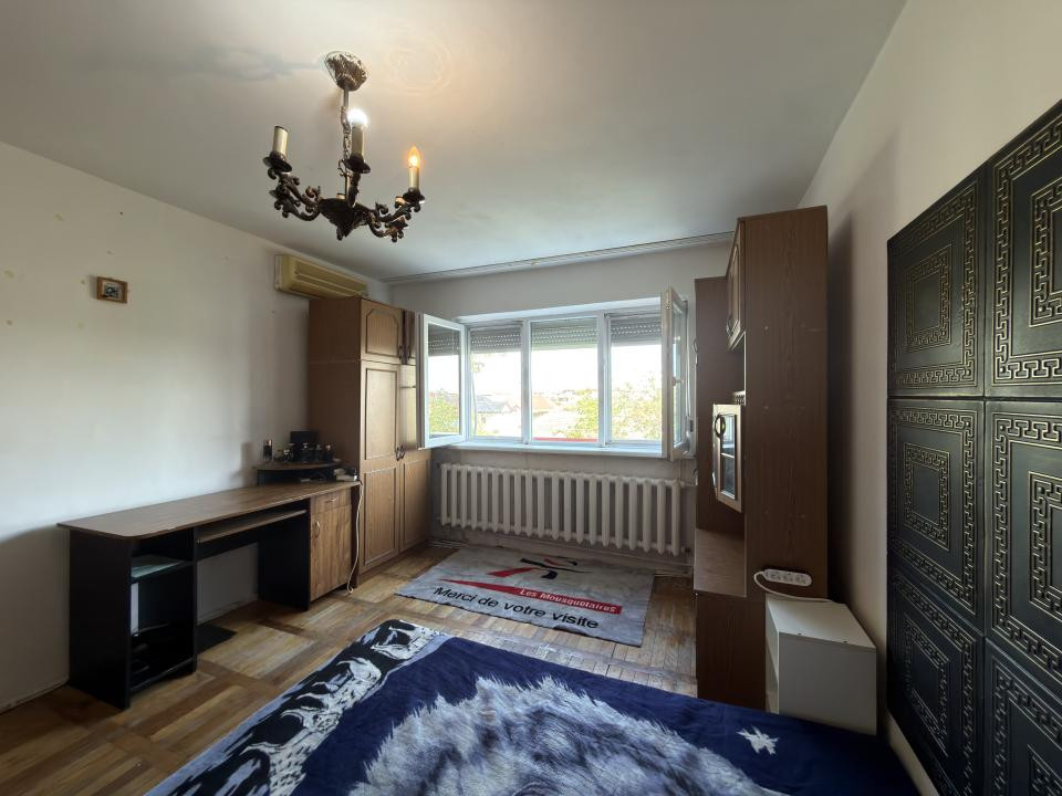 Apartament 1 camera, etaj 3, mobilara si utilat, zona Steaua 
