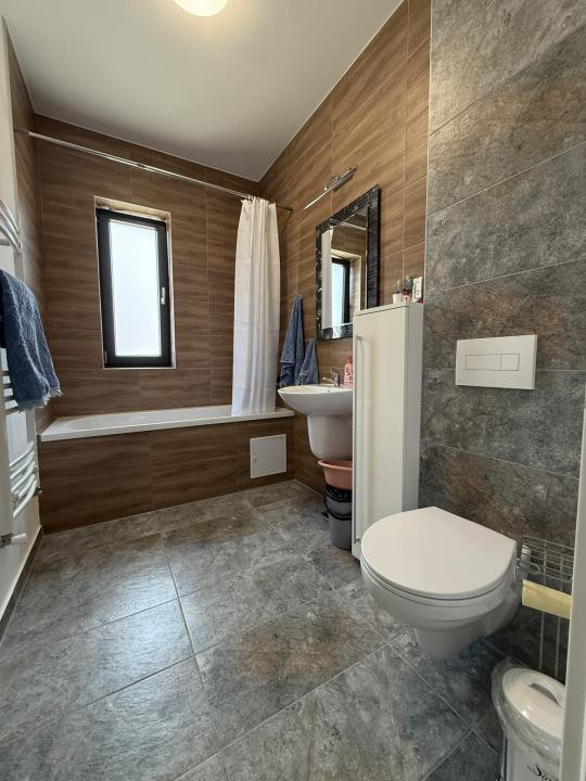 Apartament 2 camere, etaj 1/3, centrala, aer conditionat- Zona Hotel IQ- Giroc