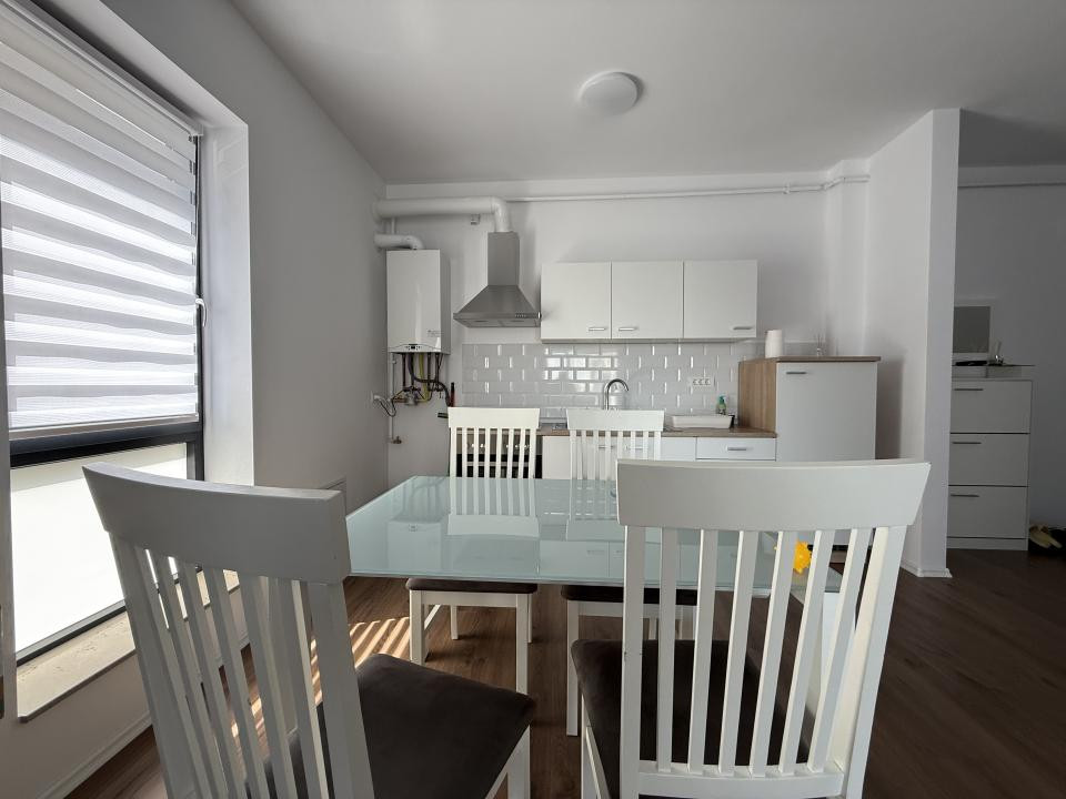 Apartament 2 camere, etaj 1/3, centrala, aer conditionat- Zona Hotel IQ- Giroc