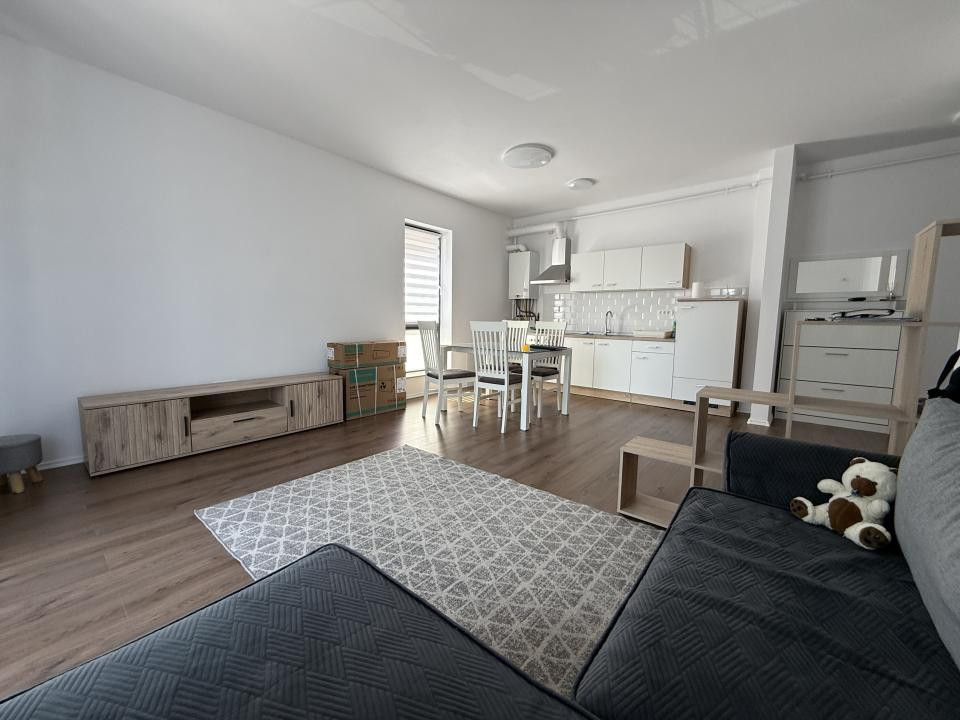 Apartament 2 camere, etaj 1/3, centrala, aer conditionat- Zona Hotel IQ- Giroc