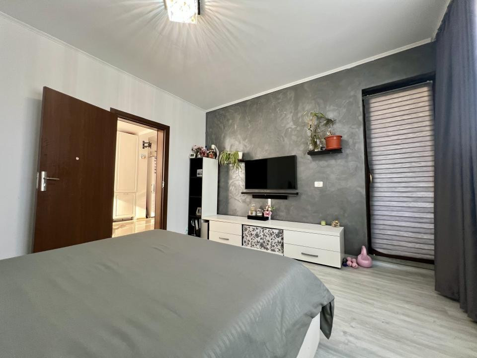  Apartment cu 2 camere, 55 mp utili, etaj 1, decomandat - Giroc