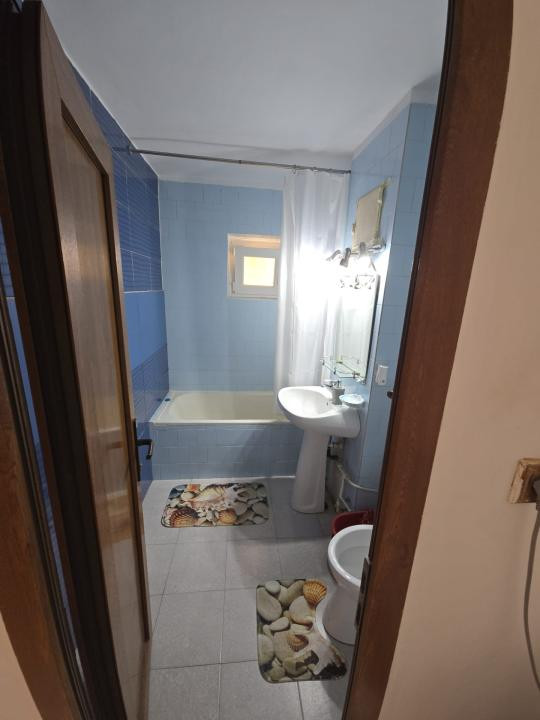  DE INCHIRIAT Apartament 3 camere, 70mp, etaj 1 - Olimpia-Stadion