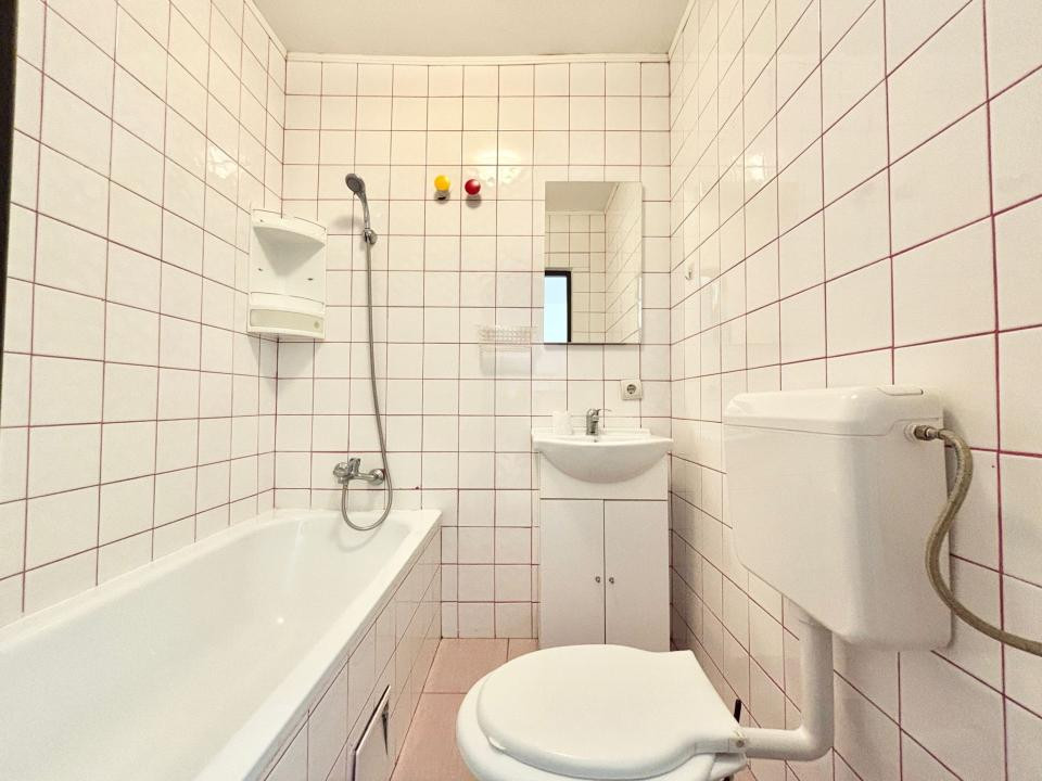  DE INCHIRIAT Garsoniera moderna, 22mp, etaj 5/5 - Lipovei