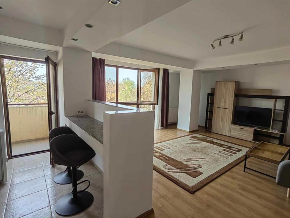 Apartament cu 2 camere, modern - zona Balcescu