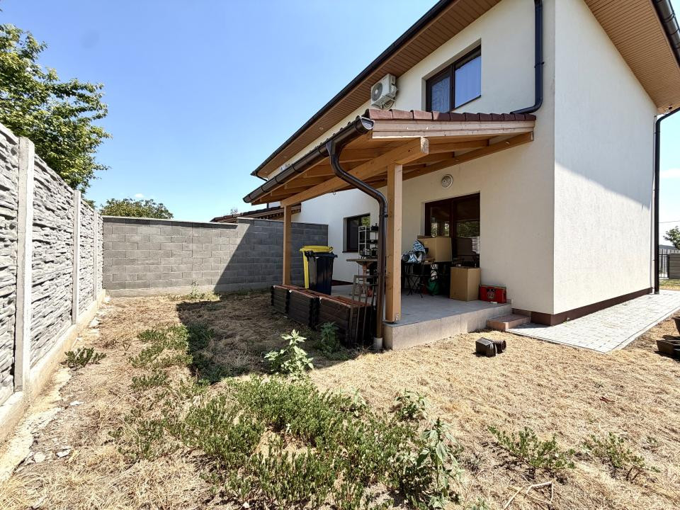 Duplex modern, 4 camere, 101 mp utili, 240 mp teren - Sanandrei