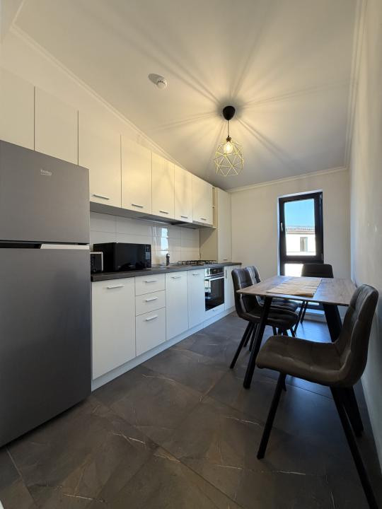 Apartament cu 2 camere, 53mp utili, etaj 3, mobilat si renovat-Braytim