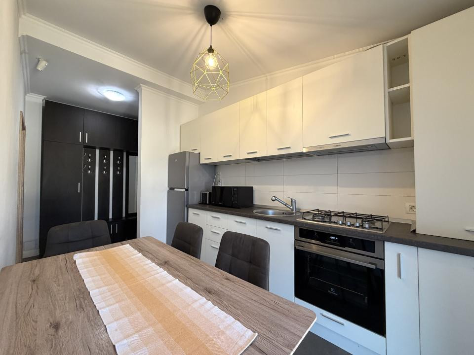 Apartament cu 2 camere, 53mp utili, etaj 3, mobilat si renovat-Braytim