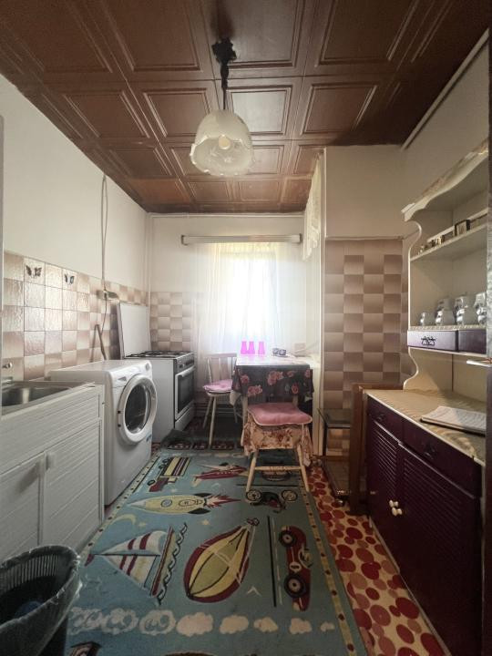  Apartament cu 2 camere, 52mp utili, etaj 4 - zona Dambovita