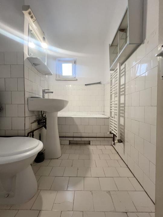  Apartament cu 2 camere, 52mp utili, etaj 4 - zona Dambovita