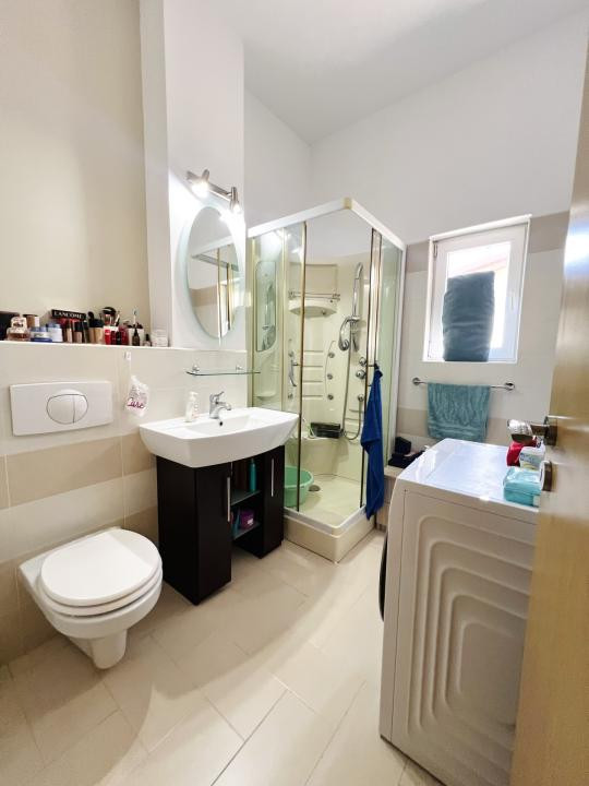 Apartament 3 camere, 74 mp, terasa 21 mp - Zona Aradului 