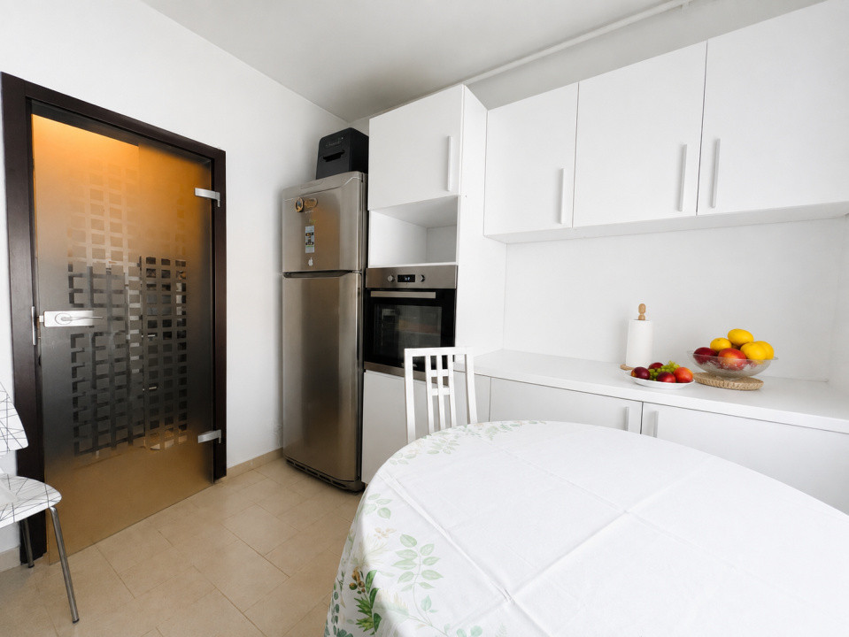 Apartament cu 3 camere, 74 mp, terasa 21 mp - Zona Aradului 